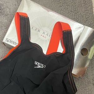 Speedo LZR Racer Pro Record-breaker